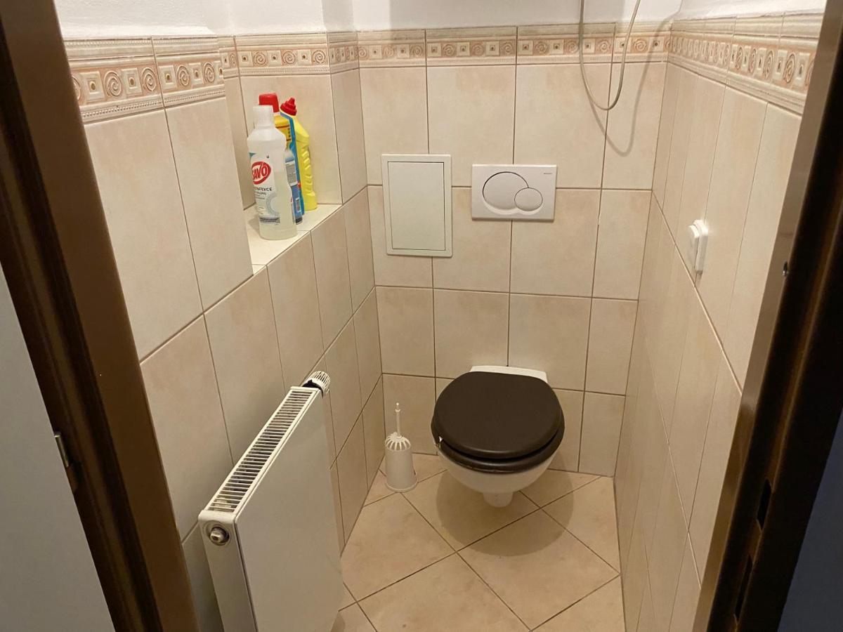 Apartments Tomkova Hradec Králové Zewnętrze zdjęcie